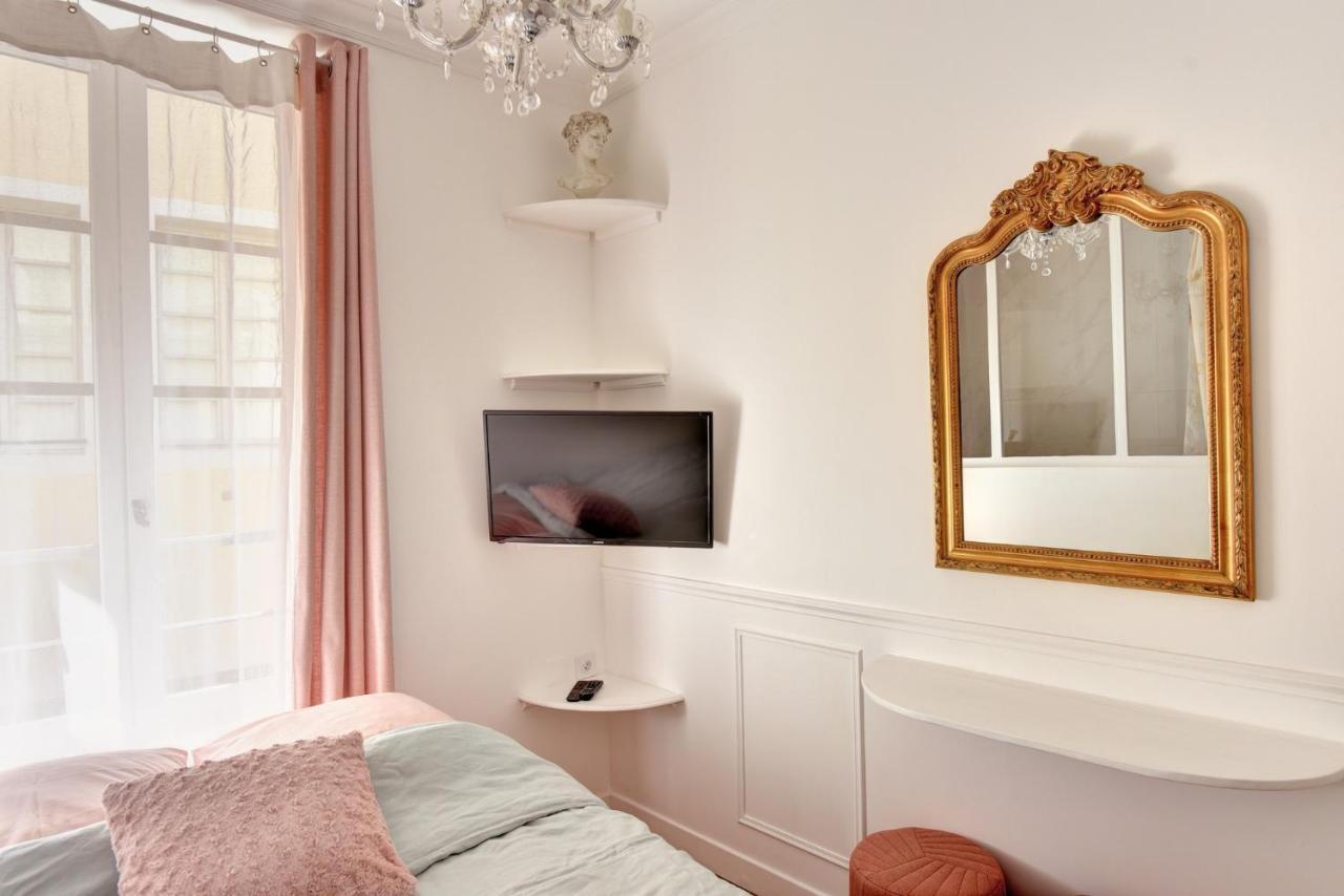 Les Petits Boudoirs De Savoie Lejlighed Chambéry Eksteriør billede