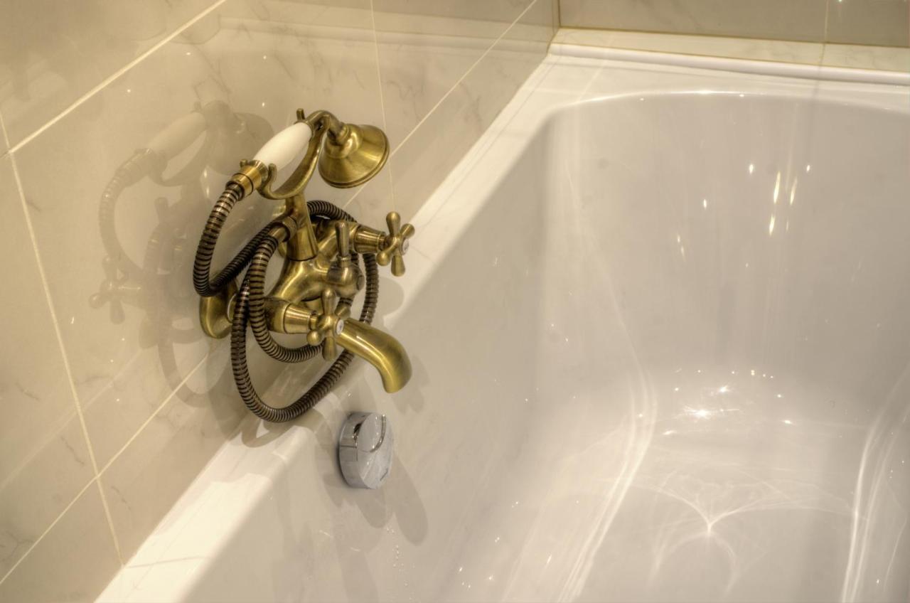 Les Petits Boudoirs De Savoie Lejlighed Chambéry Eksteriør billede