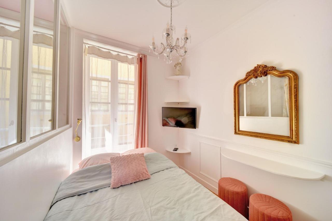Les Petits Boudoirs De Savoie Lejlighed Chambéry Eksteriør billede