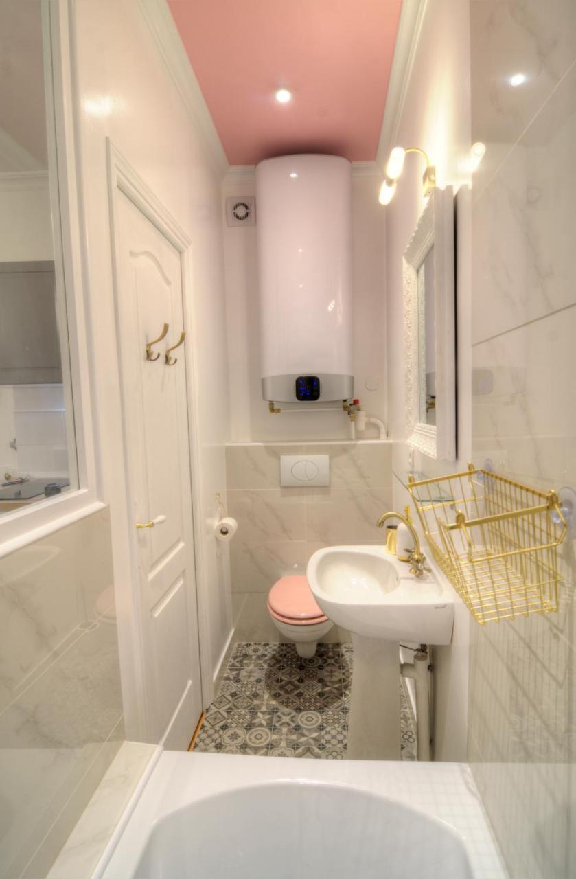 Les Petits Boudoirs De Savoie Lejlighed Chambéry Eksteriør billede